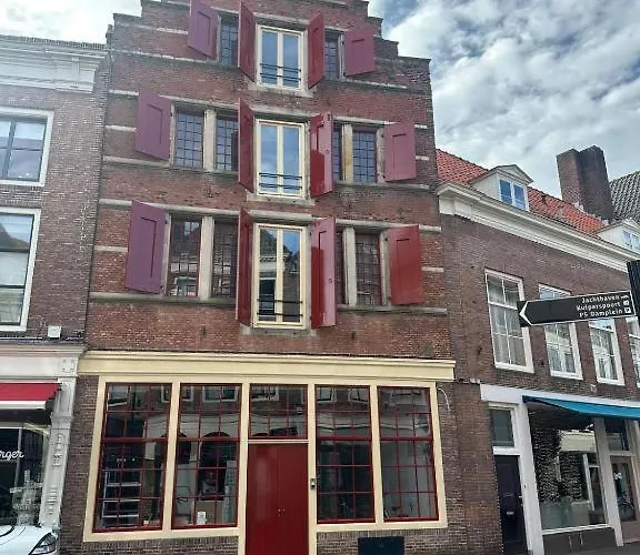 Anno 1706 Apartments